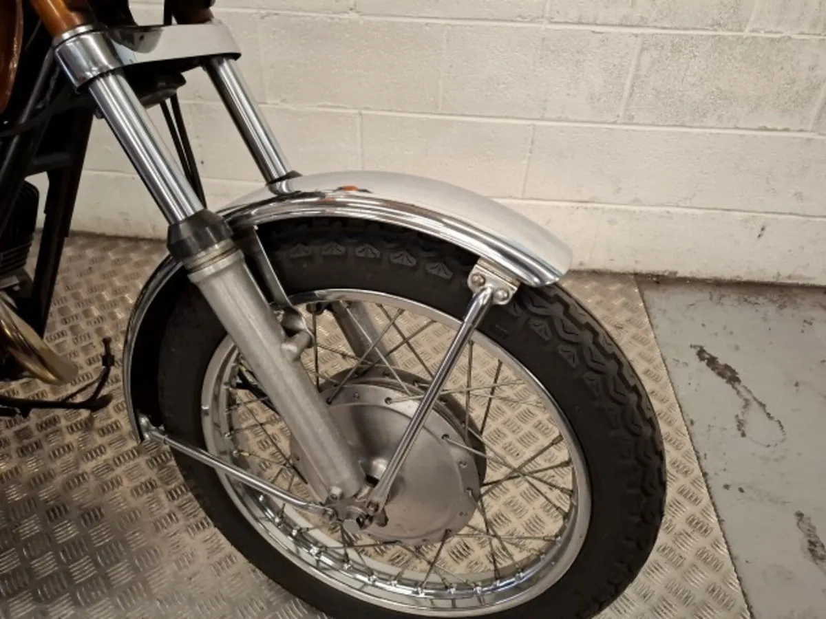 YAMAHA RD250 1973 - Image 4