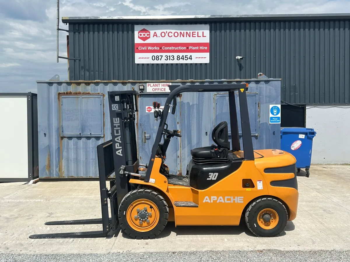 2025 Apache 3 ton forklift - Image 2