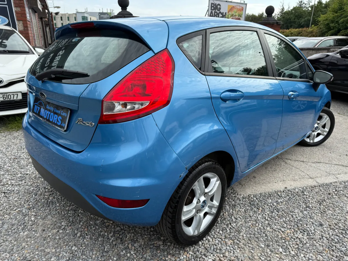 2009 Ford Fiesta  1.2 STYLE - Image 4