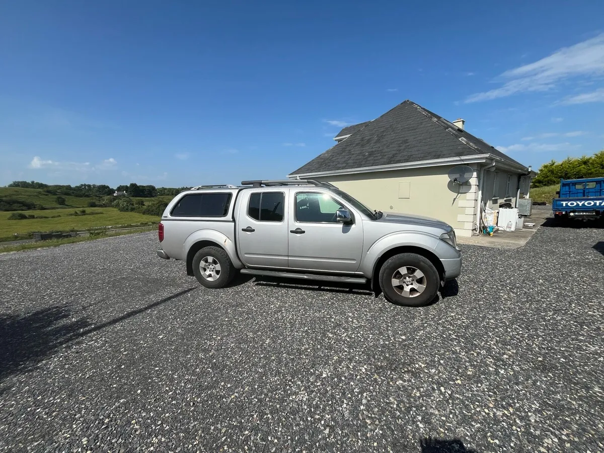 2011 Nissan navara - Image 3