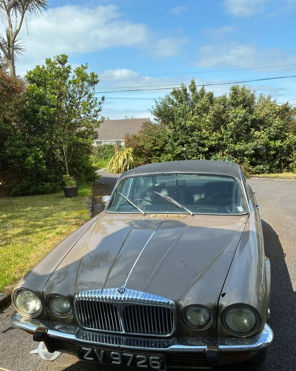 Daimler Other 1976 - Image 1