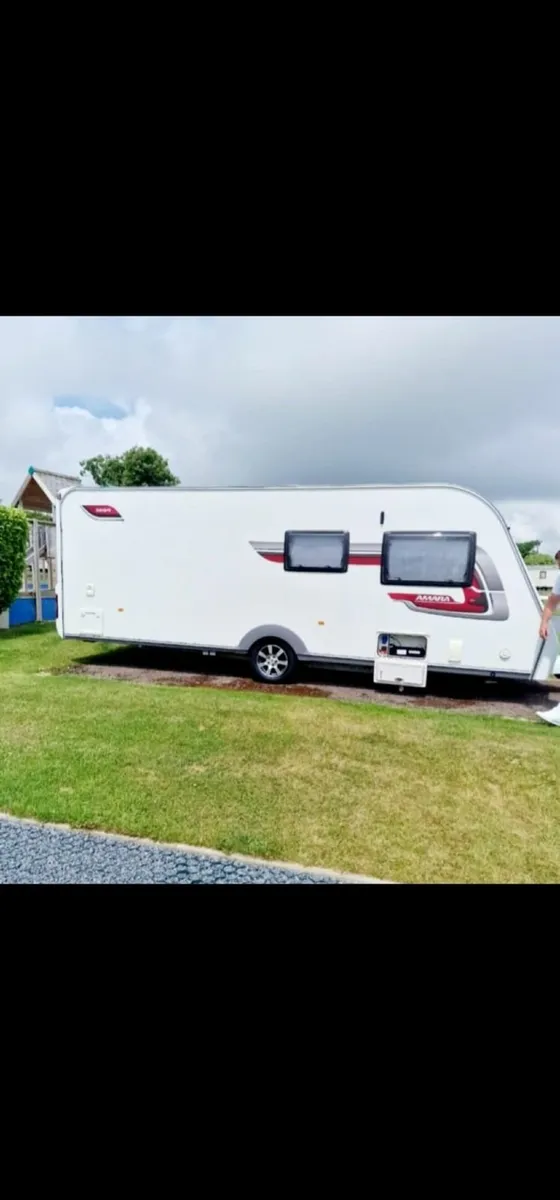 Caravan - Image 1