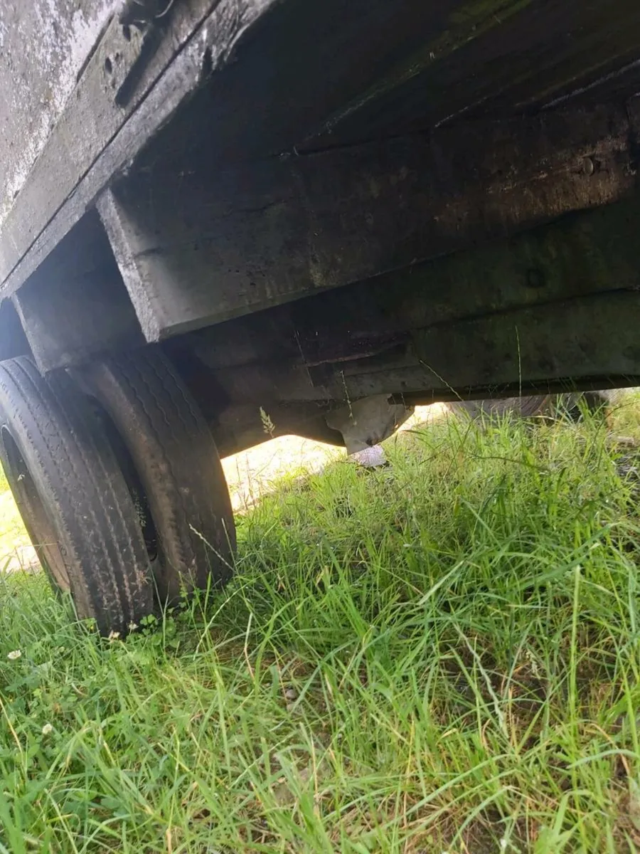 Old grey ferguson 20 trailer - Image 1