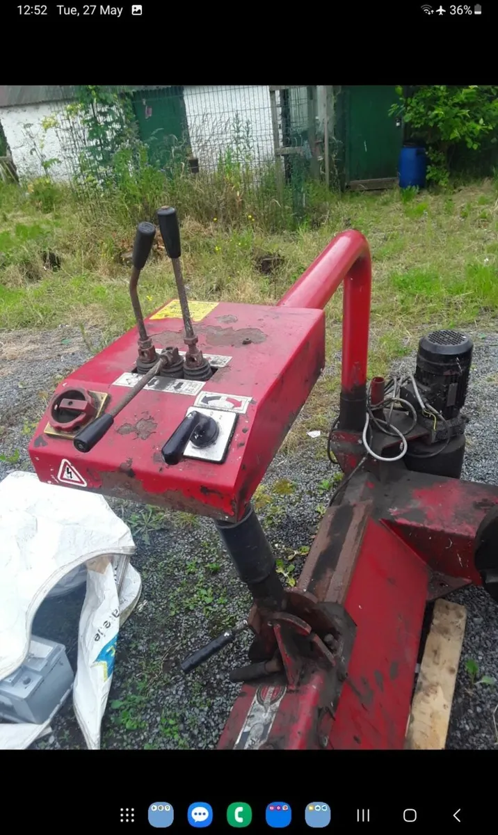 Truck Tyre Changing Machine - Image 4