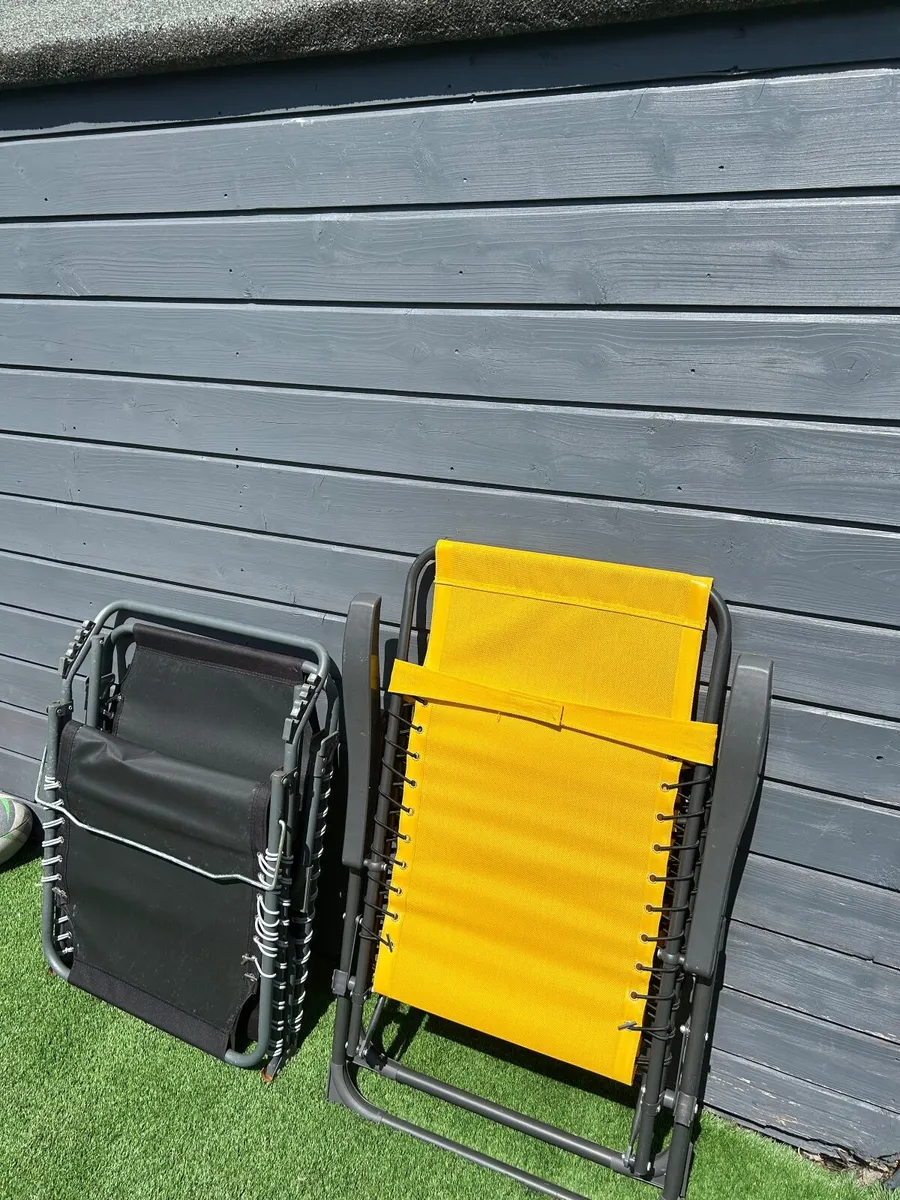 Sun loungers - Image 2
