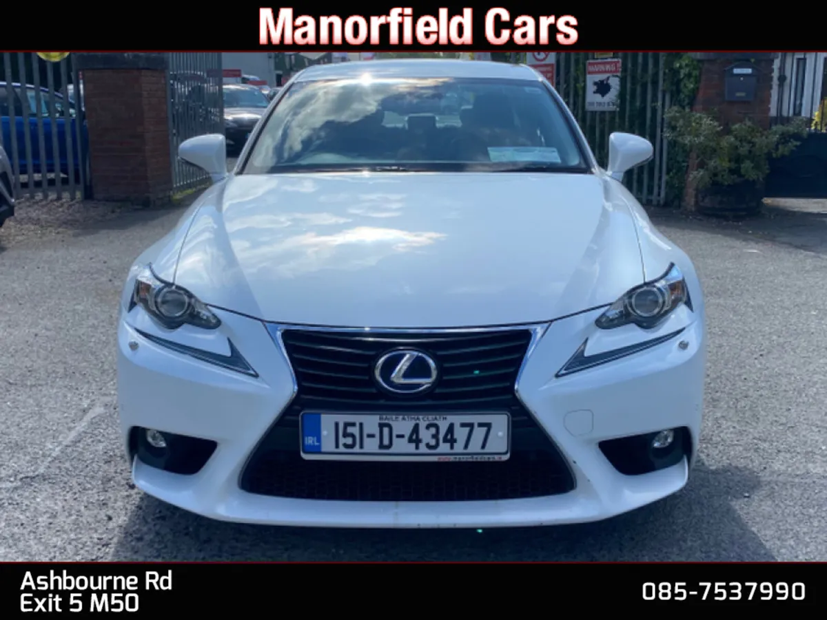 2015 Lexus IS300H Executive 2.5 Petrol Hybrid Auto - Image 3