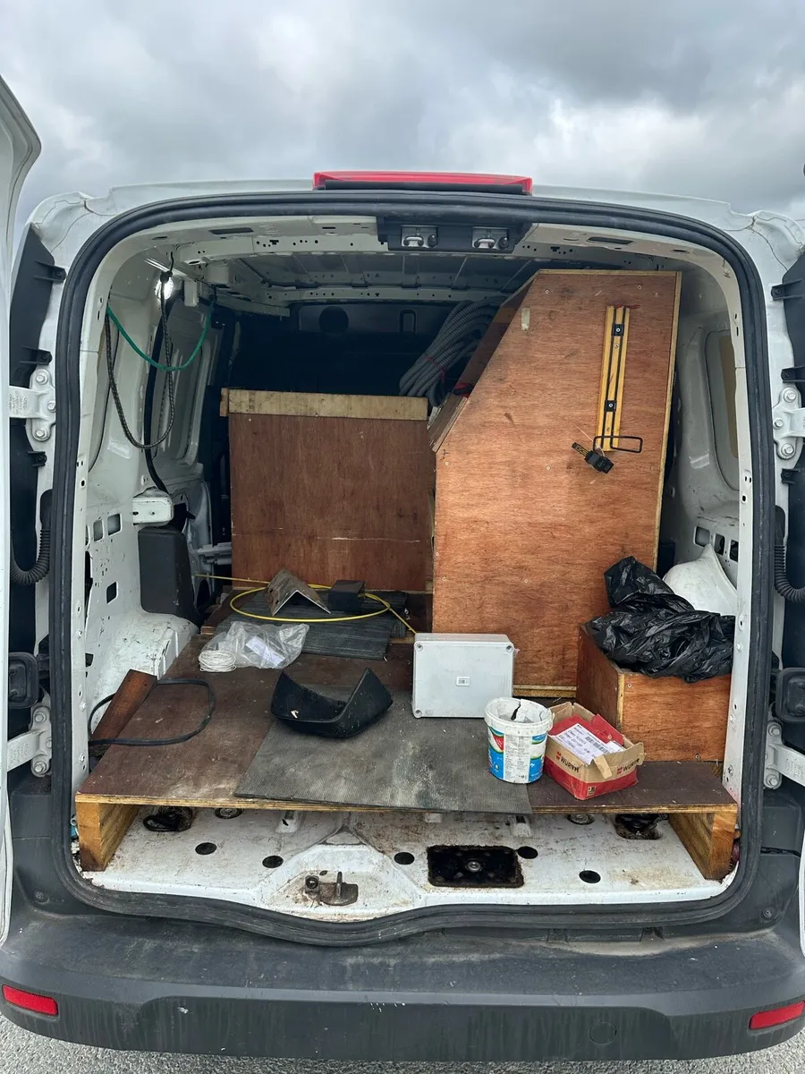 Ford Transit Connect 2017 DOE 09/26 - Image 4