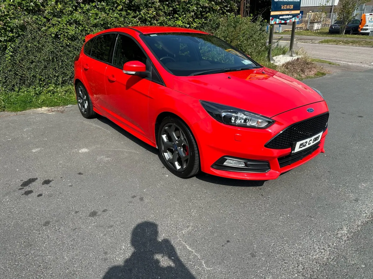 2015 Ford Focus ST-3 - Image 2