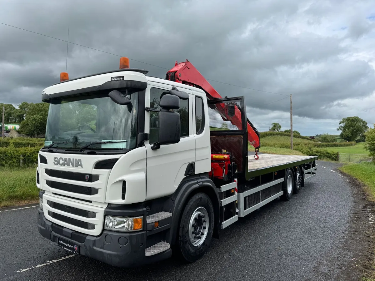 2018 Scania P320 6x2 c/w Fassai Crane. Ref No:2524 - Image 1