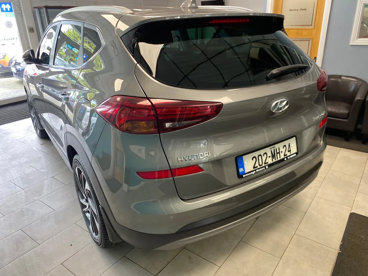 Hyundai Tuscon 1.6 executive plus - Image 4
