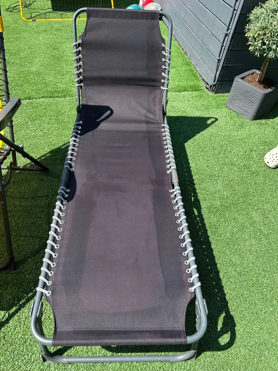 Sun loungers - Image 4