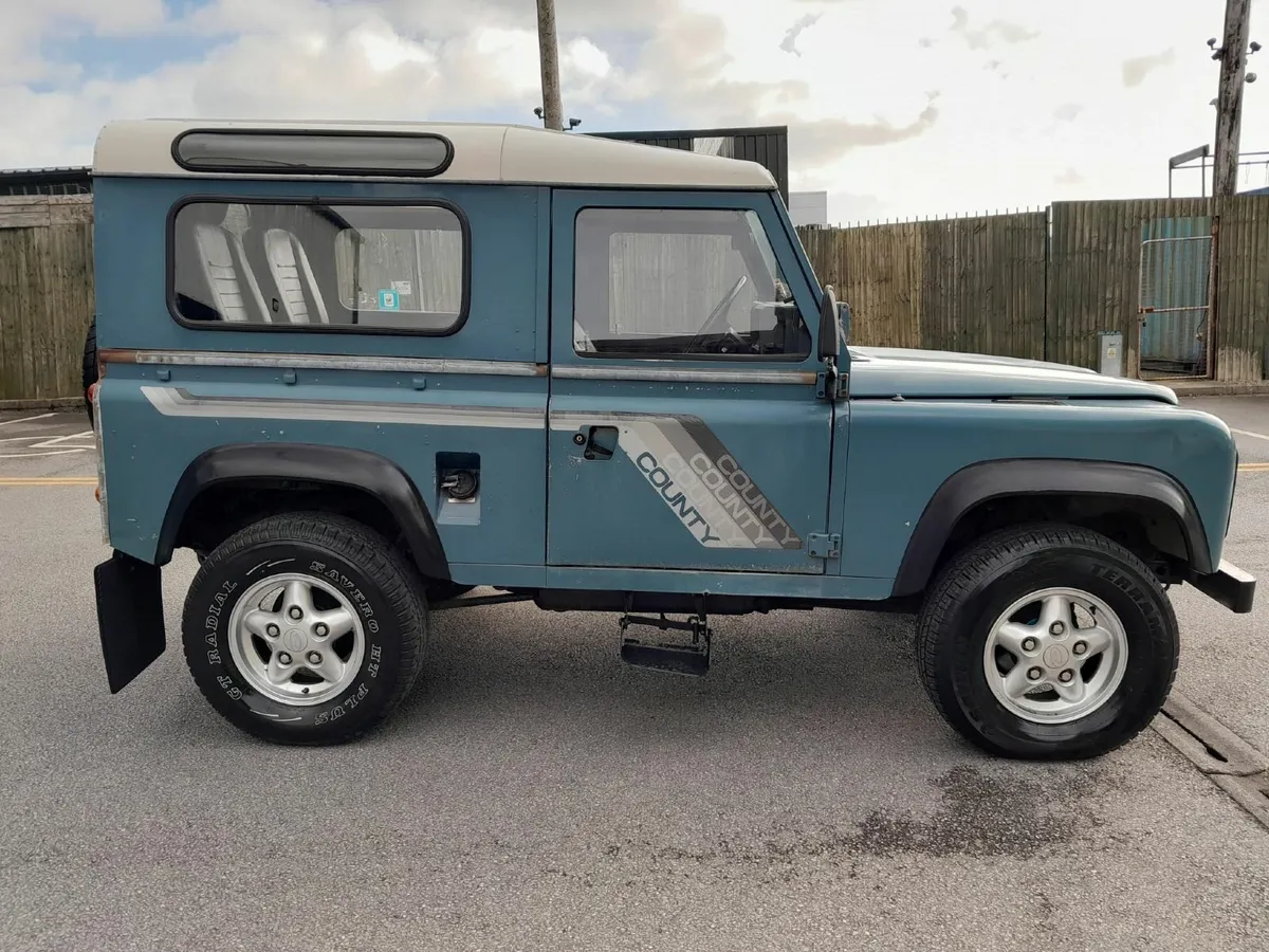 Land Rover Defender 1984 - Image 4