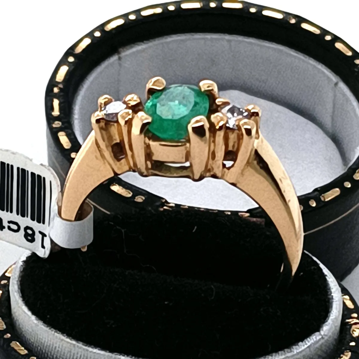 18k Yellow Gold Emerald & Diamond Ring - Image 2