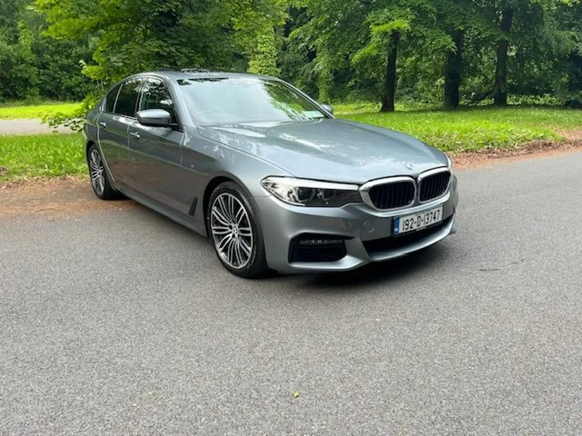 BMW 5-Series 2019 - Image 2