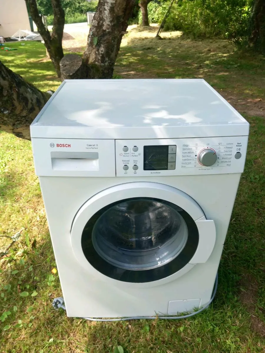 Bosch Washing machine - Image 1