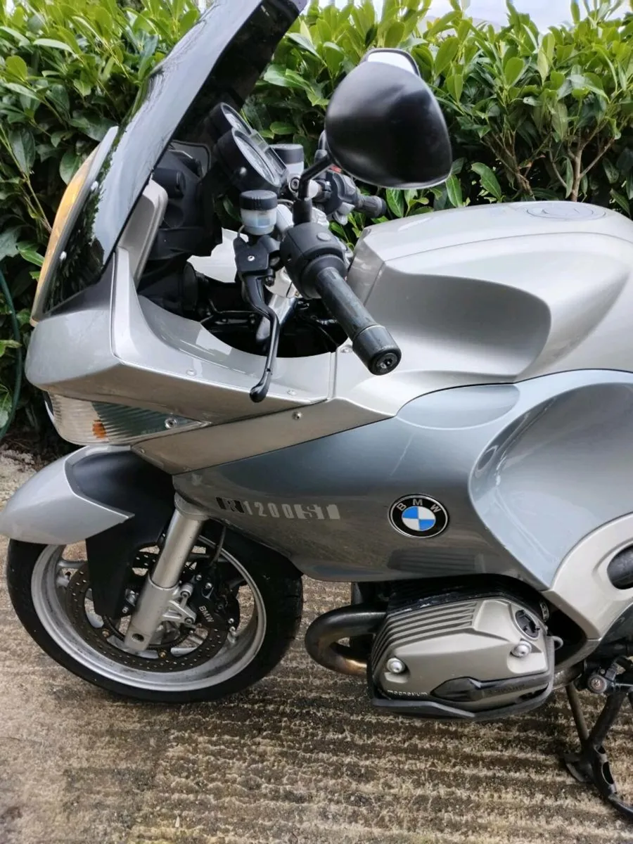 Motorbike bmw 1200 st - Image 3