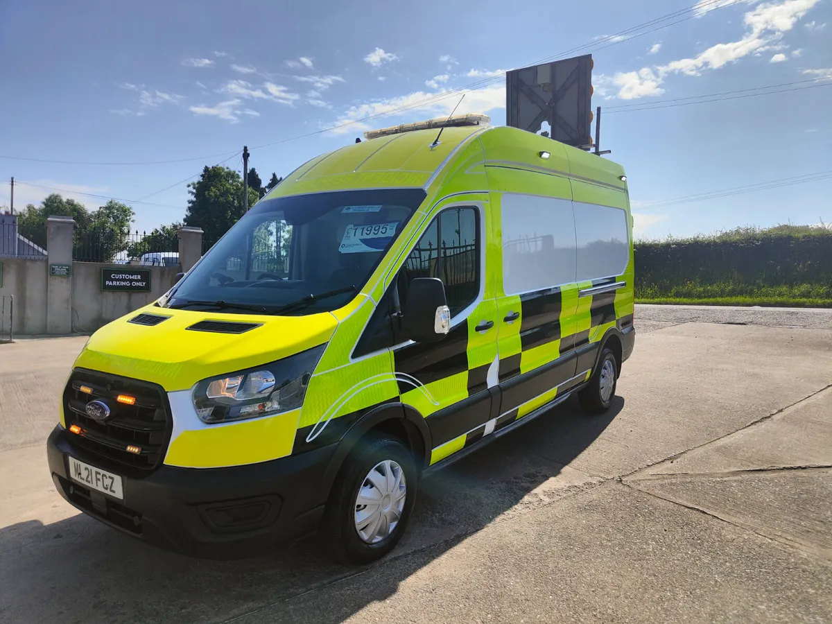VERY RARE 2021 TRANSIT 350 INCDENT SUPPORT UNIT - Image 3