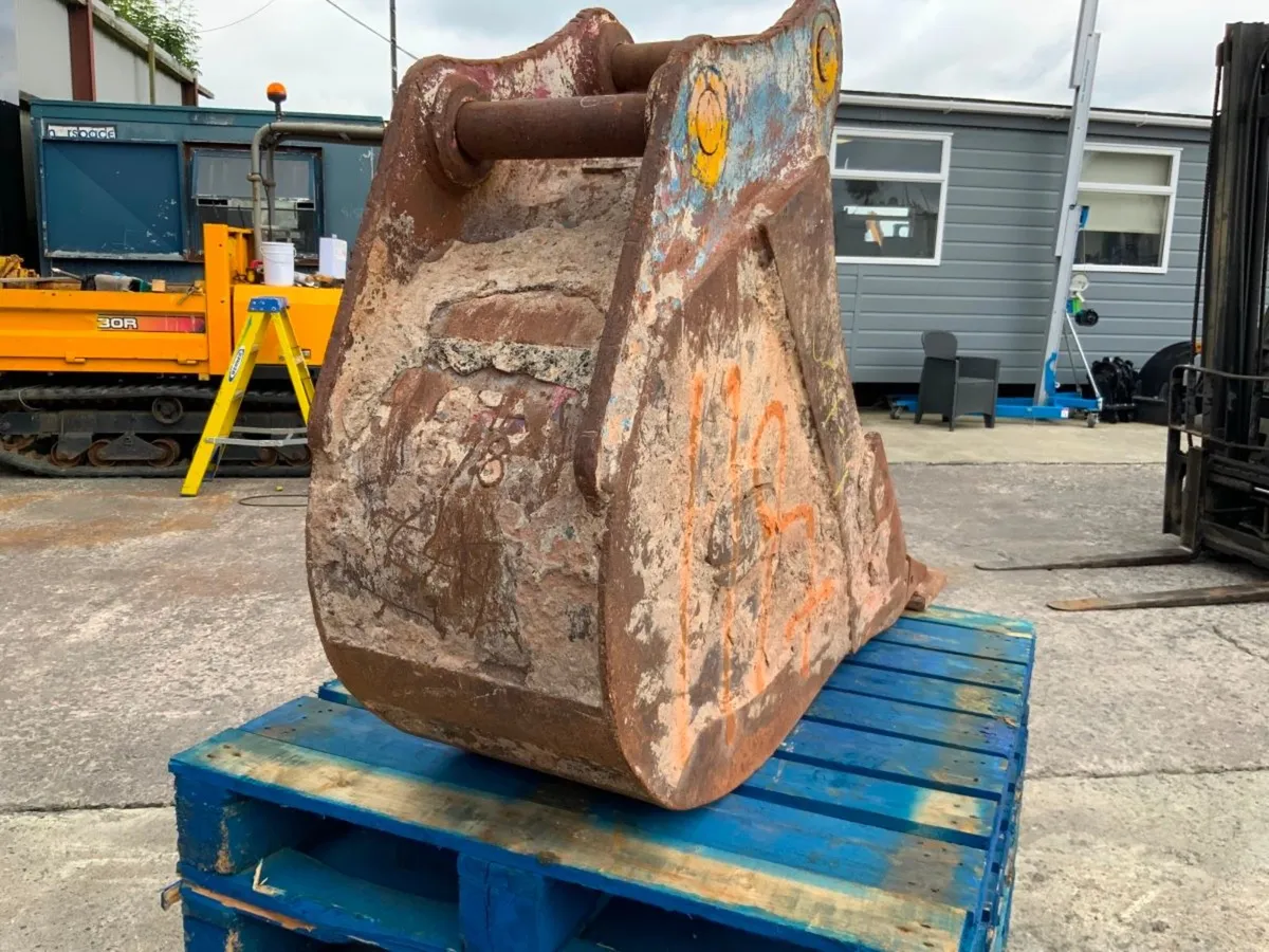 18" STRICKLAND BUCKET......65mm PINS......1199t. - Image 4