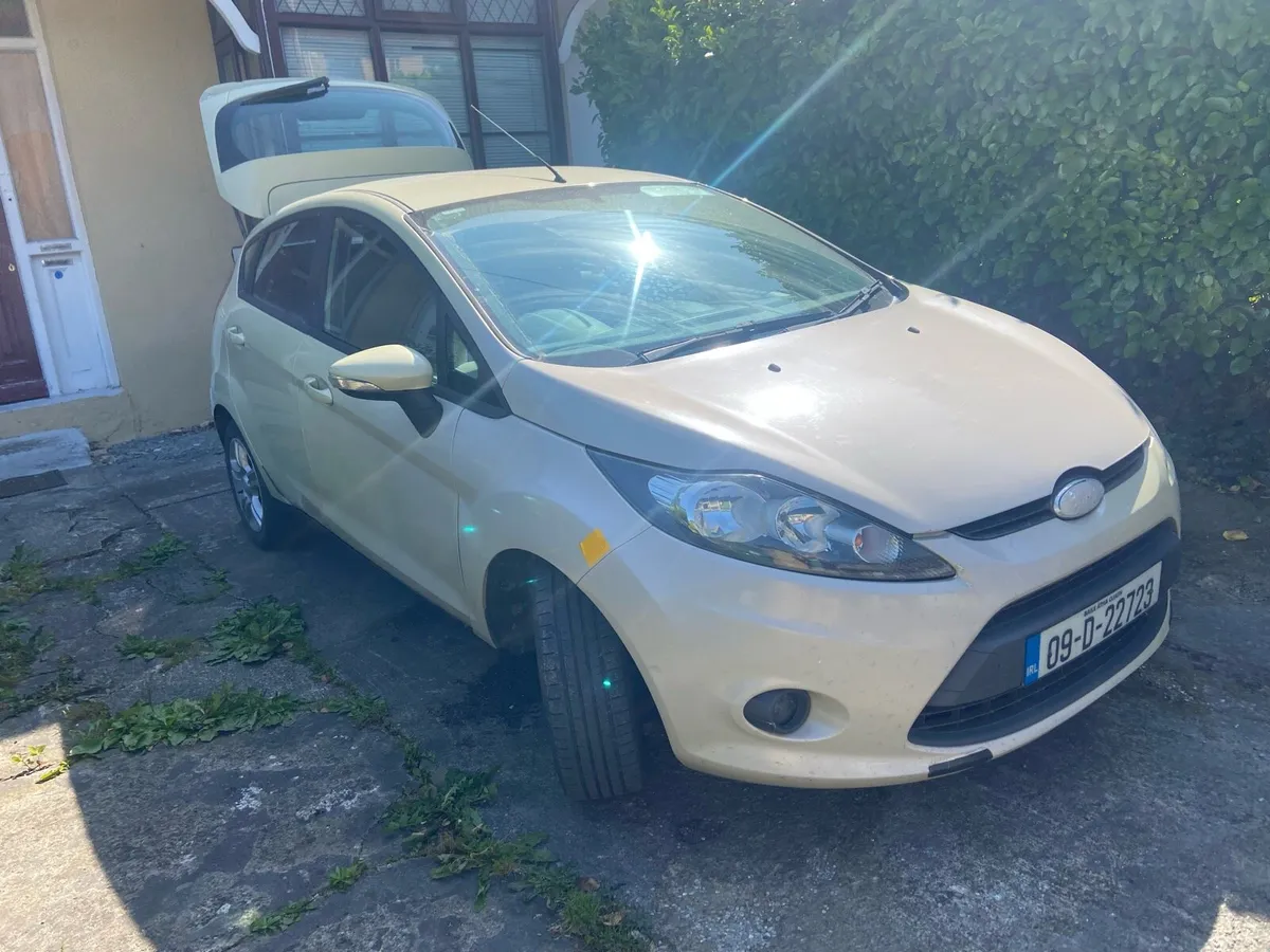 2009 Ford  Fiesta 1.2  nct 8/26 - Image 1