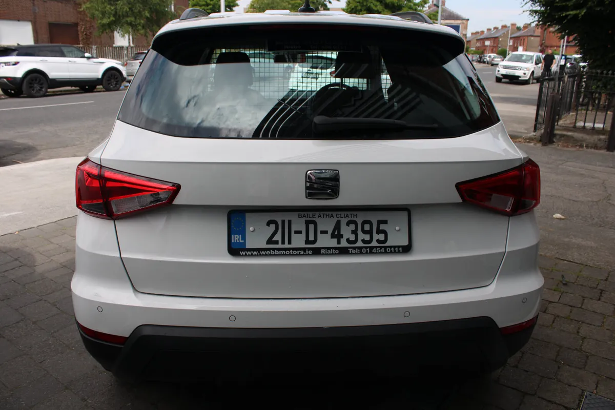 SEAT Arona 1.6 TDI VAN 2021 - Image 4