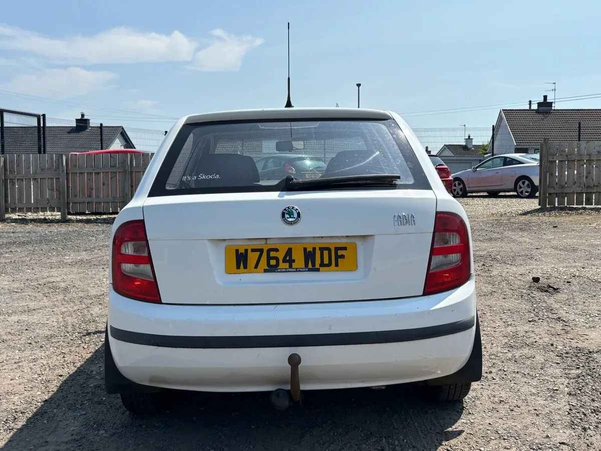 2000 Skoda Fabia - Image 4