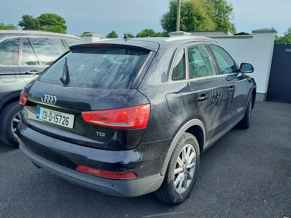 Audi Q3 2013 - Image 2