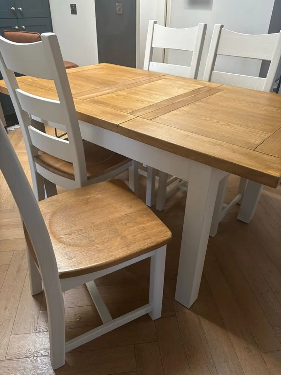 Small Extendable Dining Table & 4 Chairs Cream - Image 2