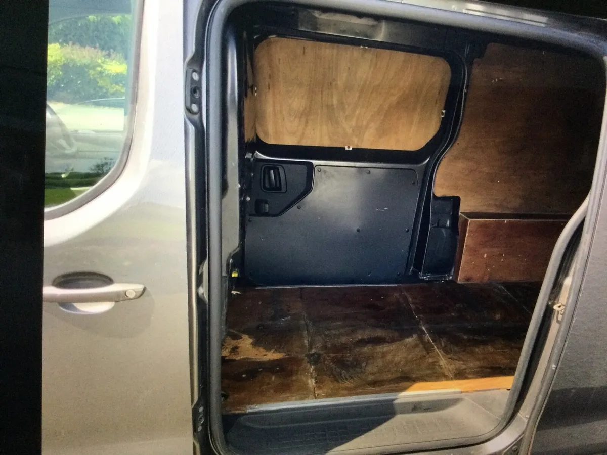 2020 Vauxhall Vivaro  3100 s/s 2.0 diesil - Image 4