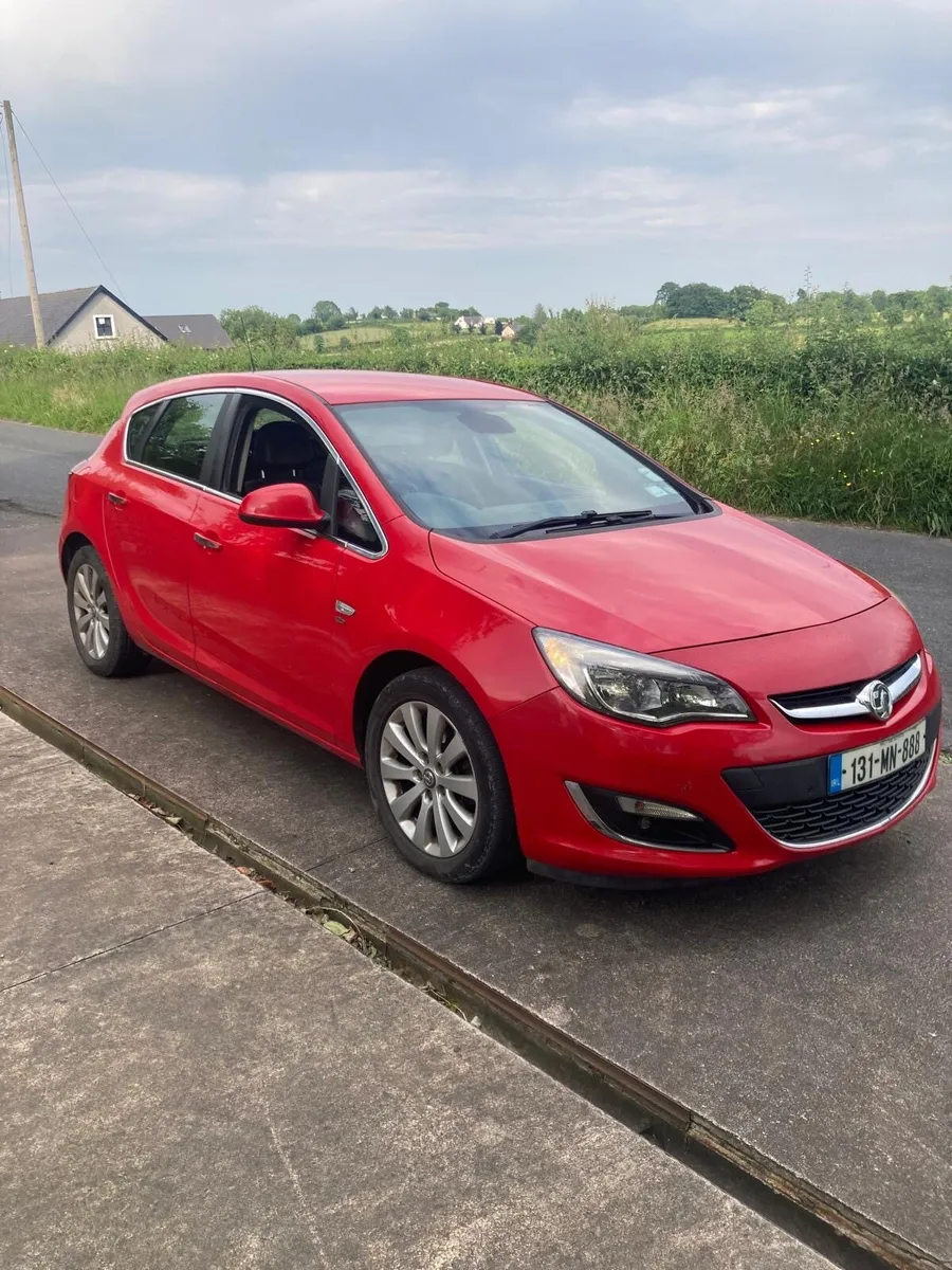 131 Vauxhall Astra 2.0CDTi Elite - Image 1