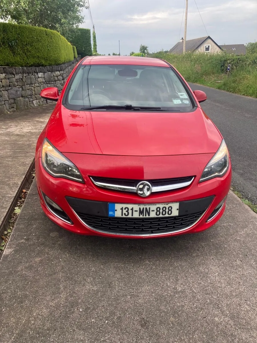 131 Vauxhall Astra 2.0CDTi Elite - Image 4