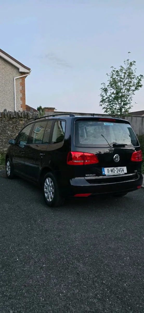Volkswagen Touran 1.6tdi NCT/TAX - Image 2
