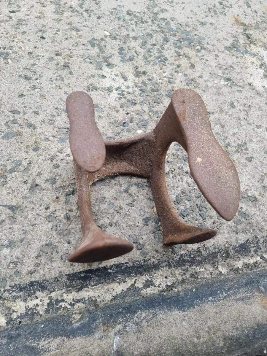 Old cobblers shoe last - Image 1