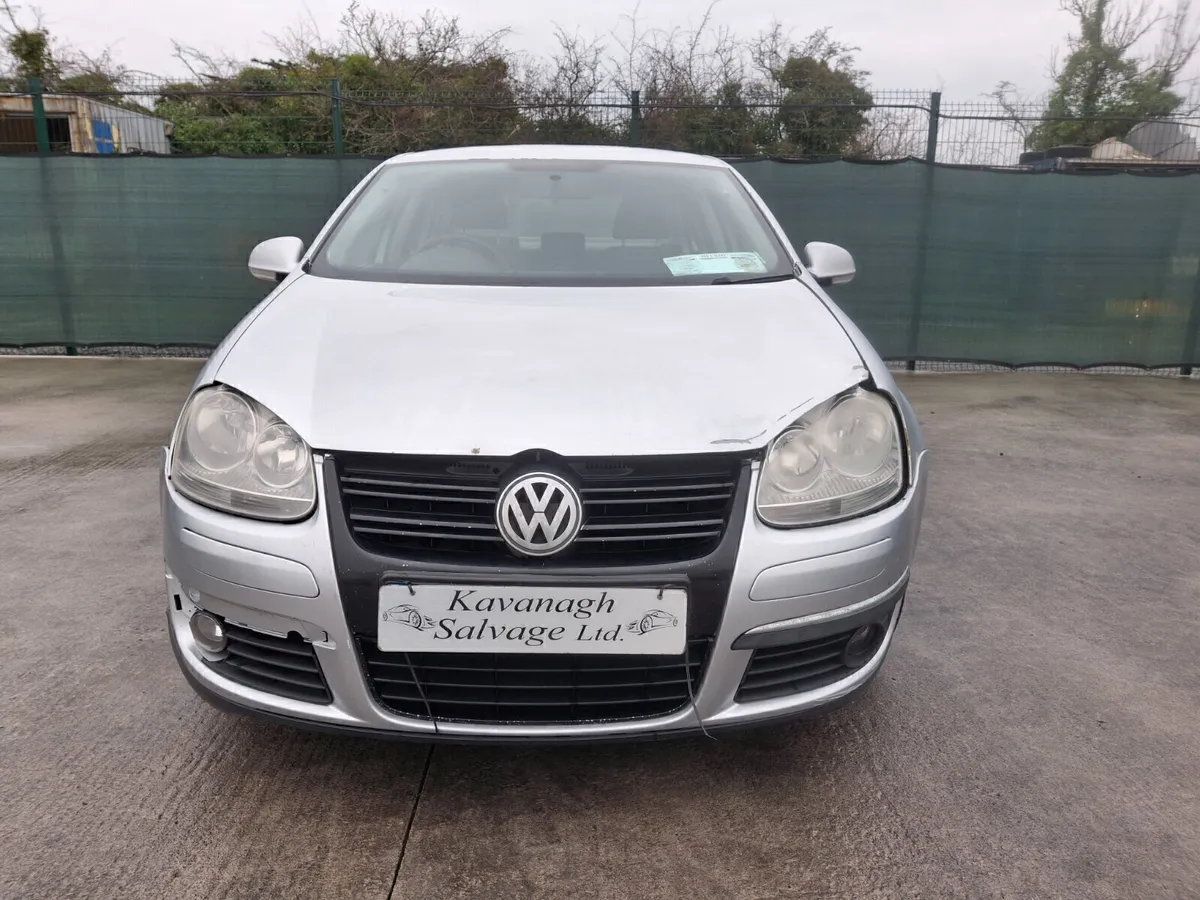 2009 Volkswagen Jetta  1.9 TDI - NP - Image 4