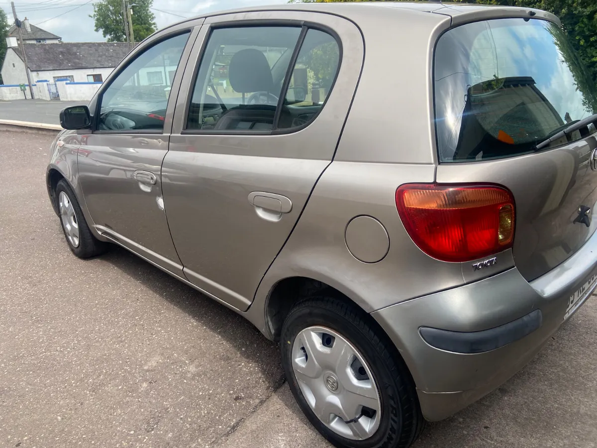 Toyota Yaris 2005 TRADE SALE - Image 3