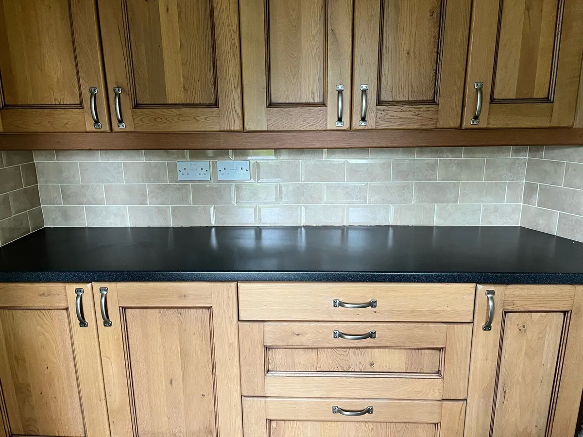Kitchen / utility / island with wine rack - Image 1