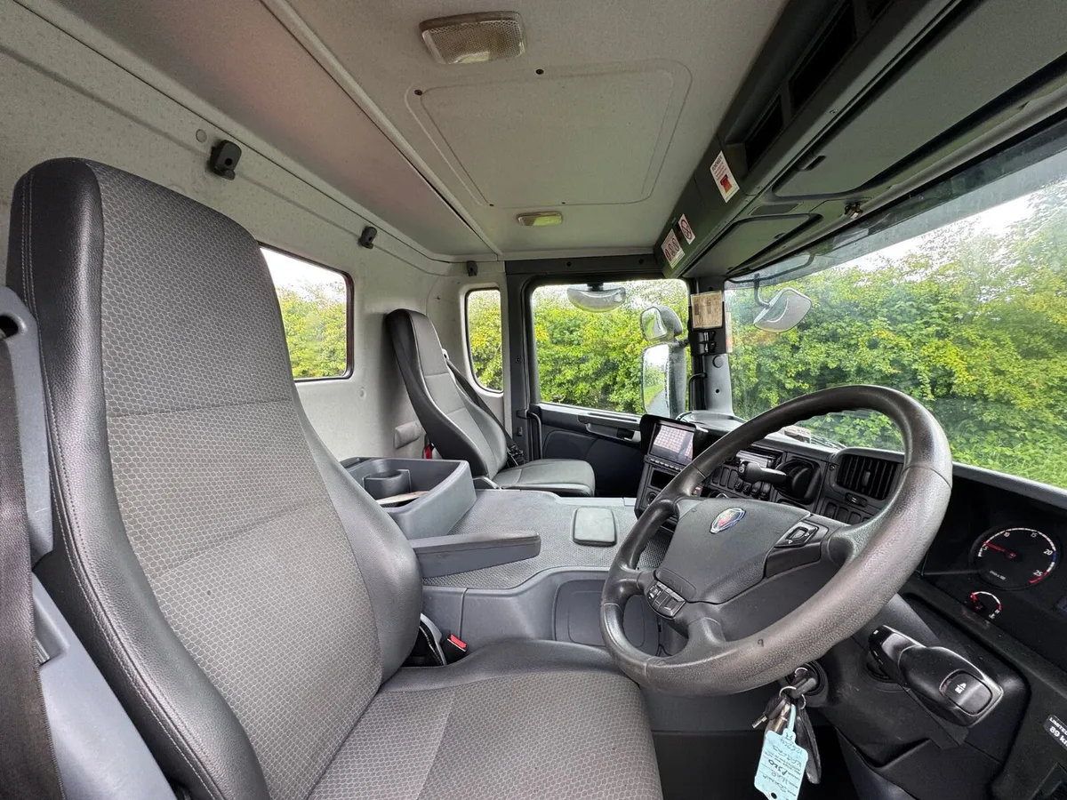 2018 Scania P320 6x2 c/w Fassai Crane. Ref No:2524 - Image 4