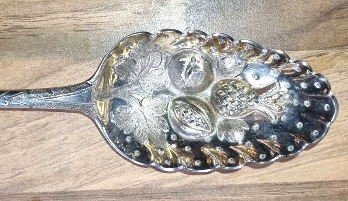 Amazing Detail, Dated 1782, by George Smith (II), Solid Silver Berry Spoon - Image 1