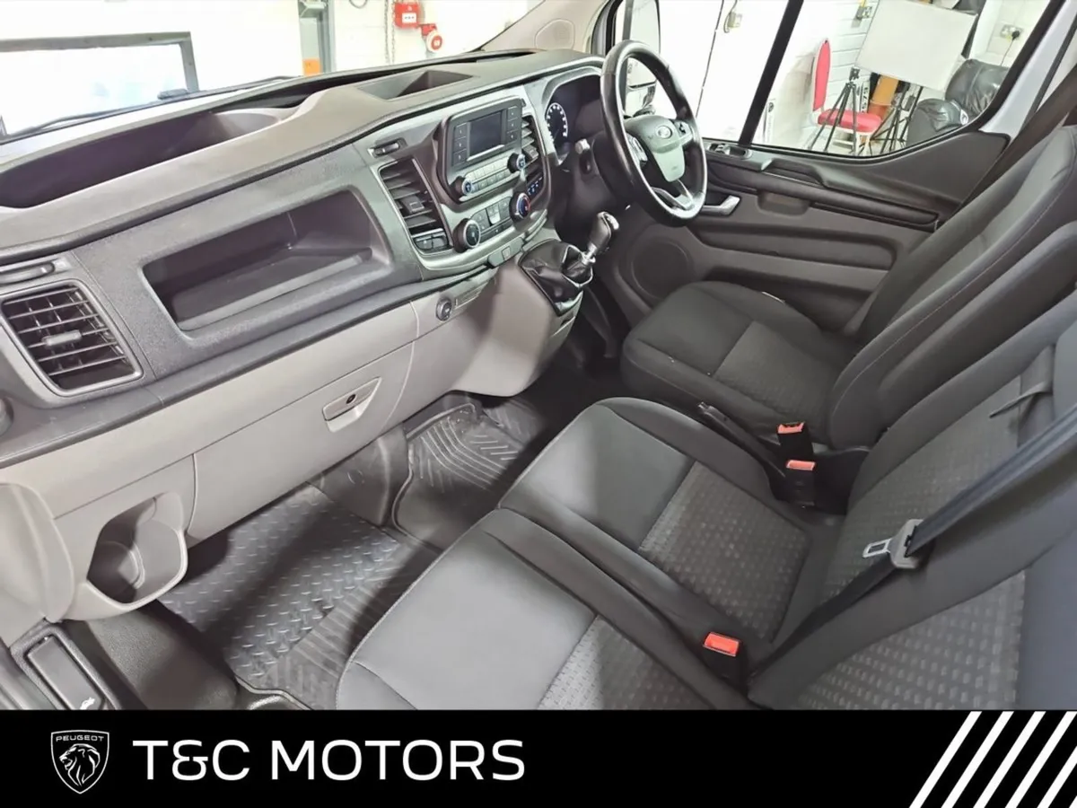 Ford Transit 1 Owner Low Mileage  Custom 280 Tren - Image 4
