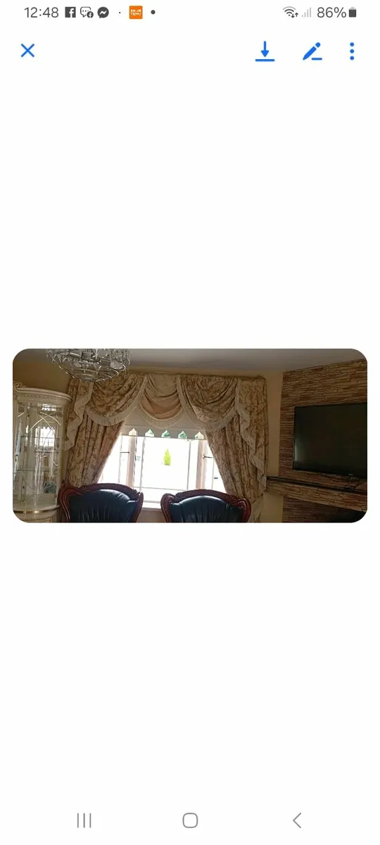 Swag and tail curtains - Image 1