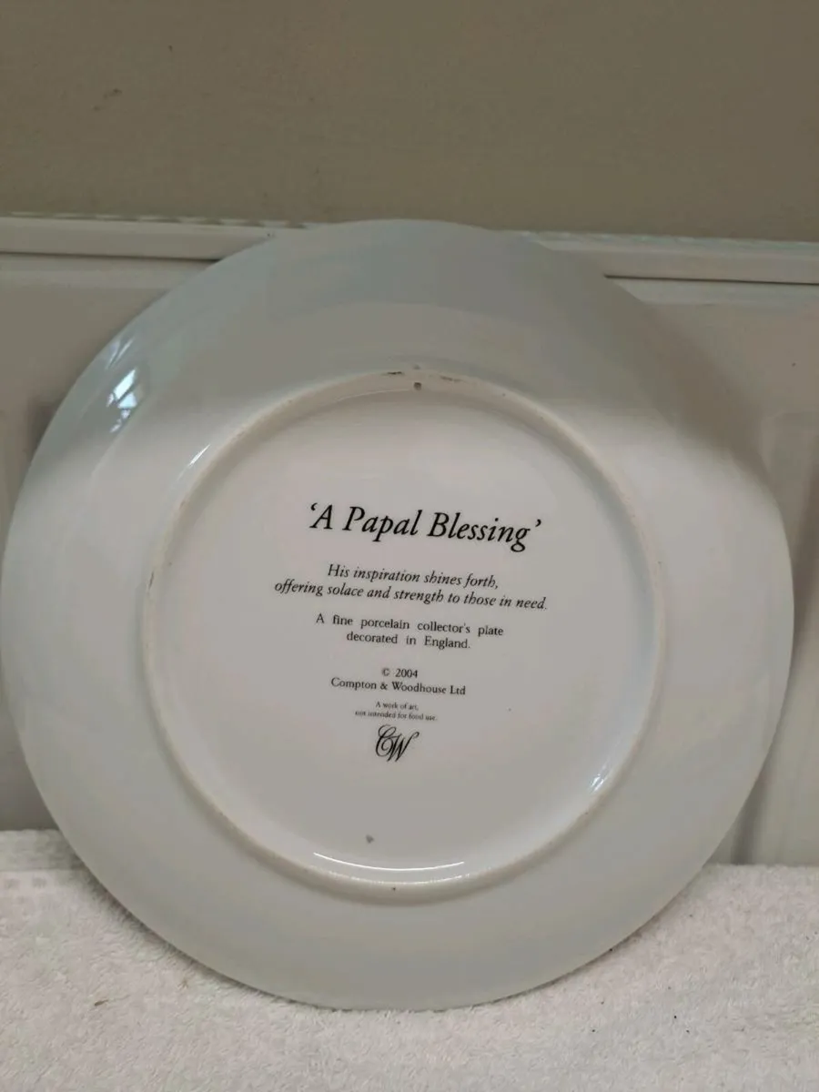 John Paul II religious plate - Image 3