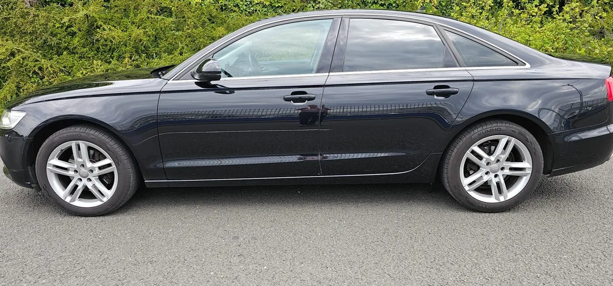 Audi A6 2011 - Image 2