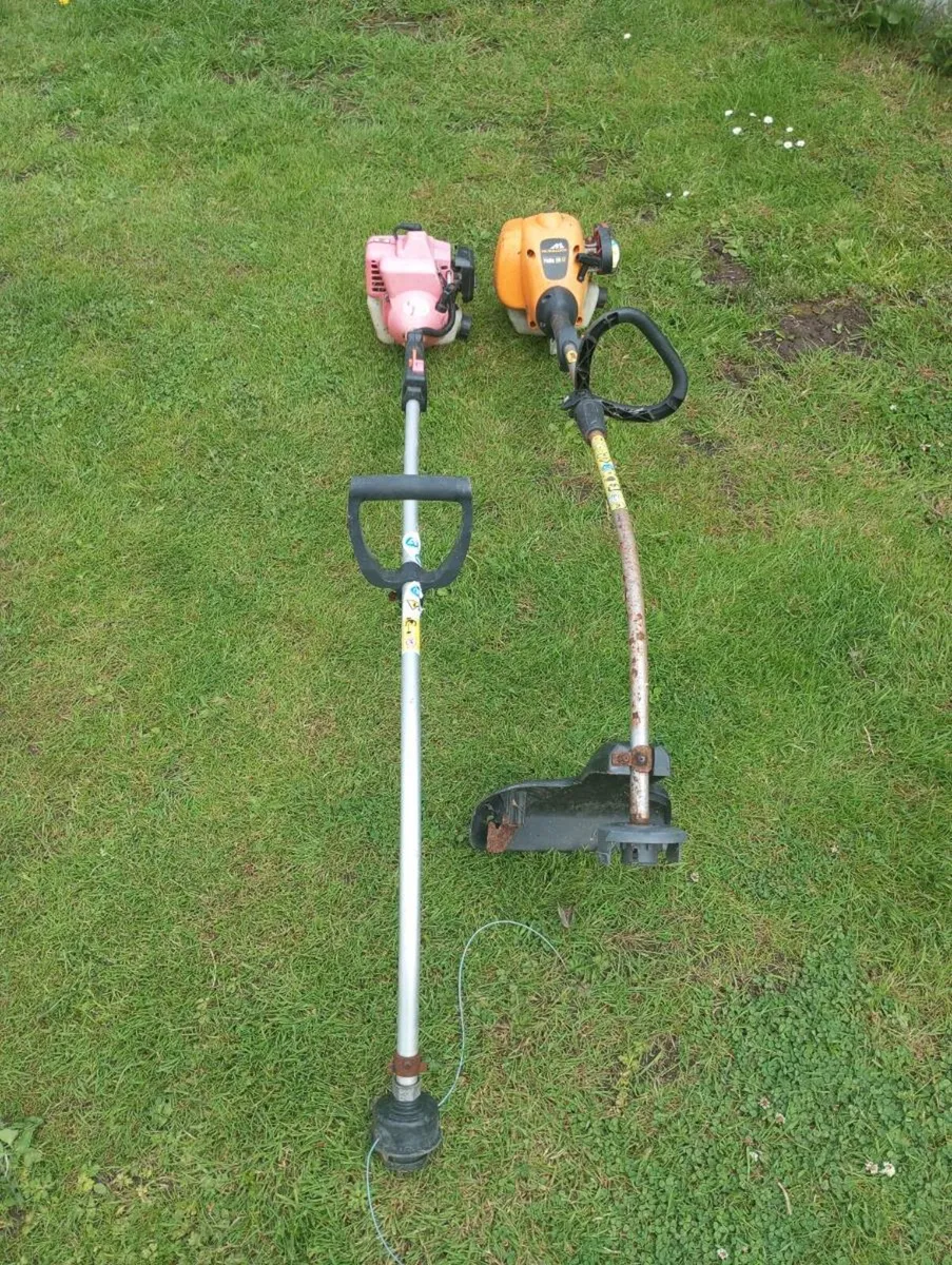 I am selling as non-working. Two Strimmer - Image 4