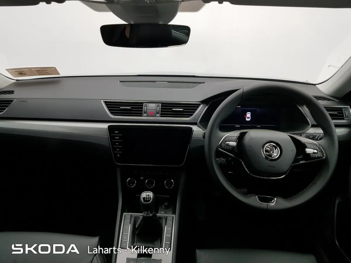 Skoda Superb Style 2.0tdi 150HP - Image 4