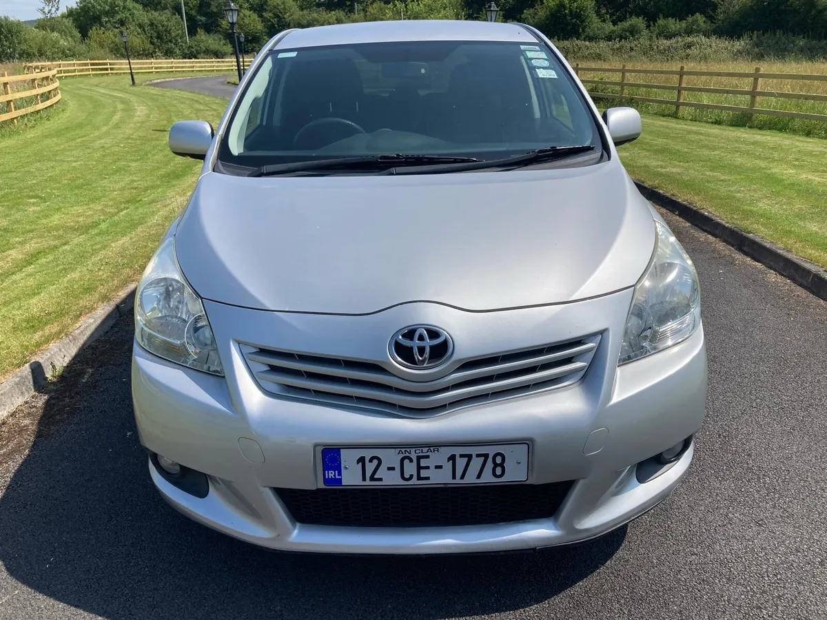 Verso , low miles New nct 7 seats - Image 2