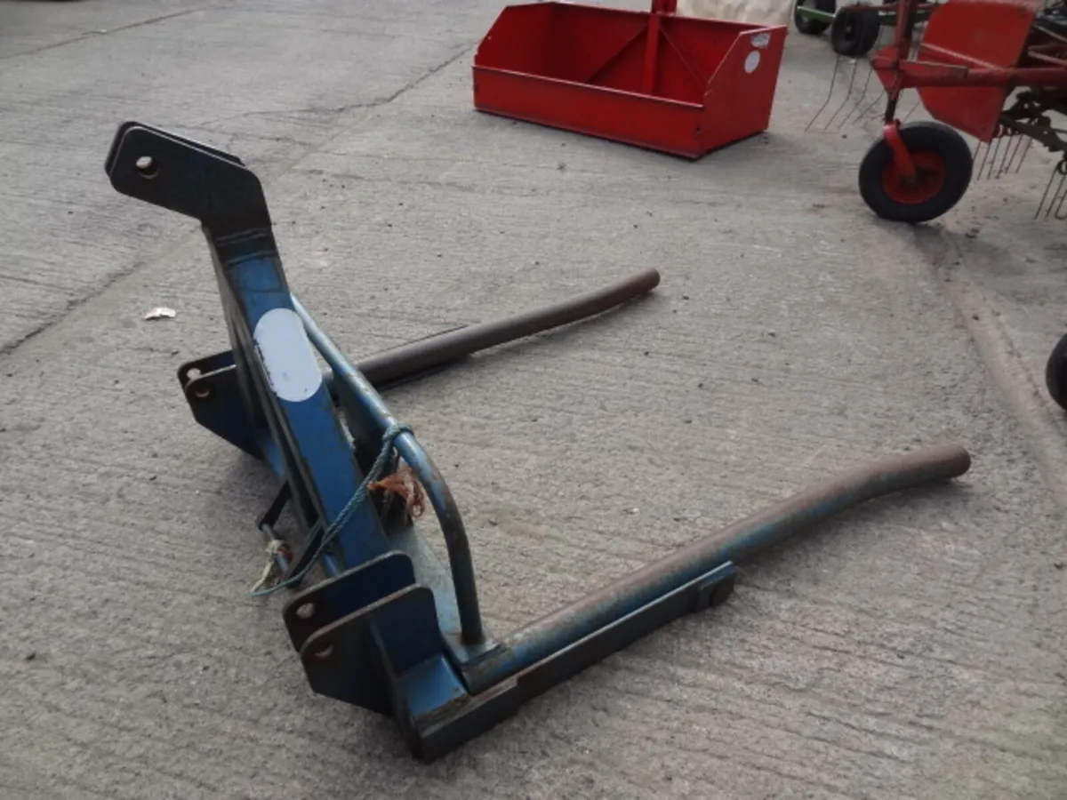 Fleming Single Bale Lifter - Image 3