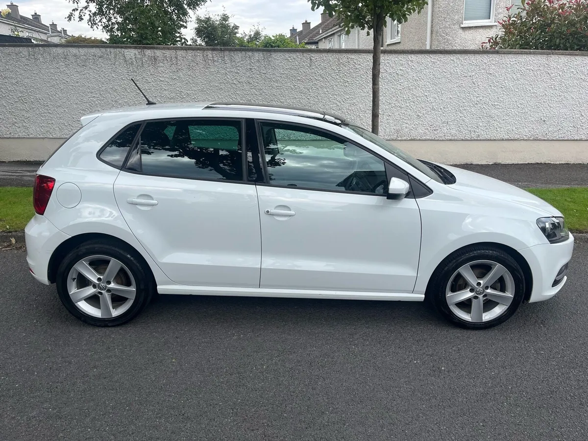Volkswagen Polo - Image 1