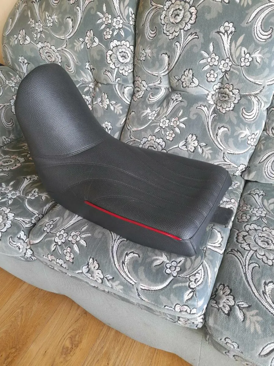 Corbin seat - Image 3
