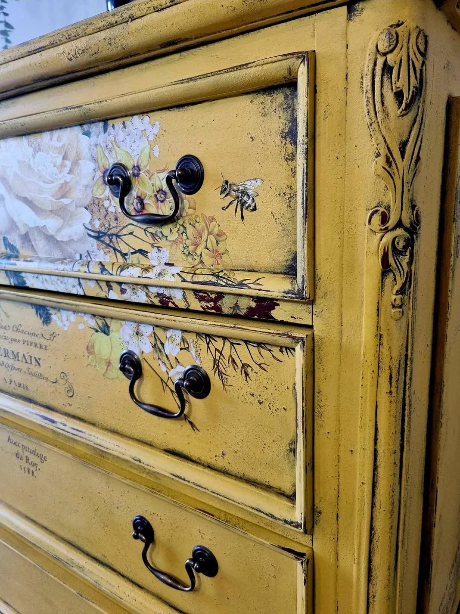 Chest of drawers - Image 2