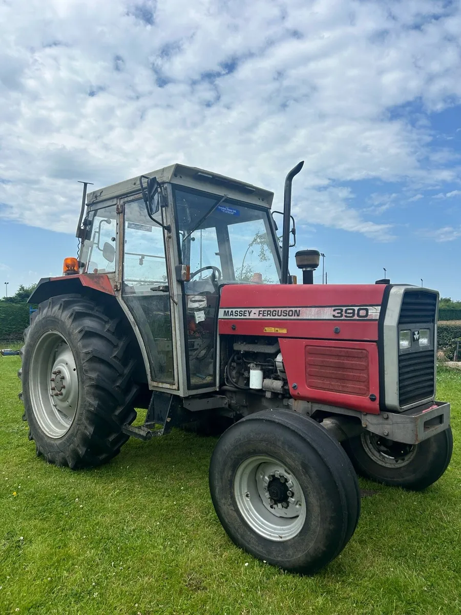 Massey Ferguson 390 - Image 1