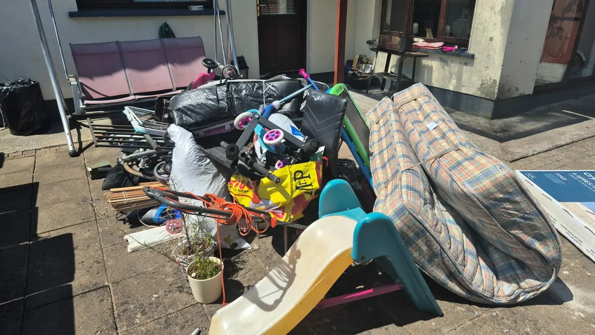 Rubbish and junk removal - Image 2